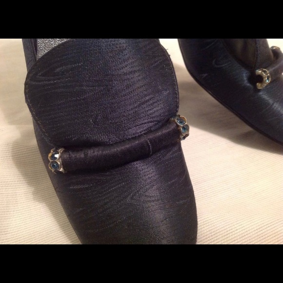 Vintage Blue Fabric  Rhinestone Pumps Sz 6 1/2 AA - Picture 1 of 4